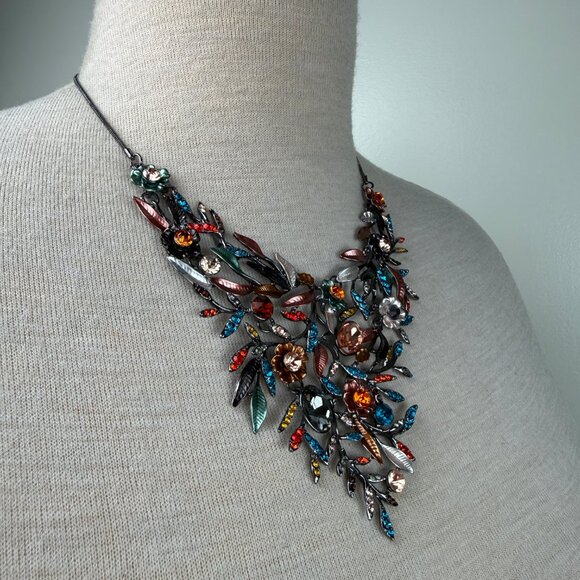 Two Piece Necklace & Earring Set - Enamel & Rhinestone Flower Necklace 16.5 - 20 - Picture 12 of 14